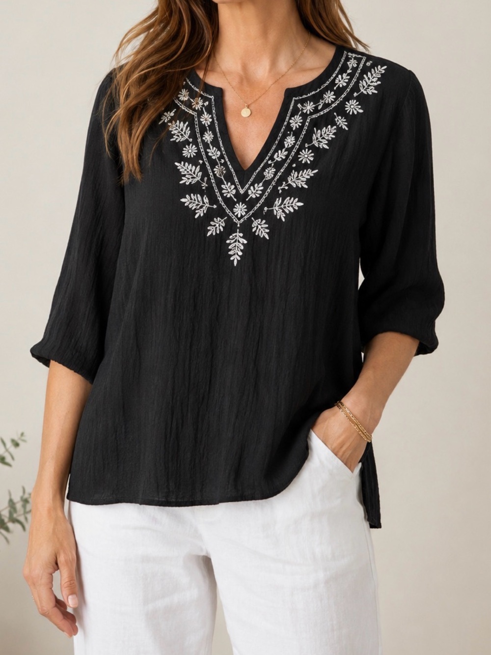 Cathy Daniels Black Embroidered Rayon Tunic Top Medium Boho 3/4 Sleeve